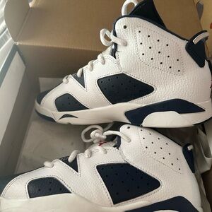 Jordan 6 Retro (PS) 3y gently used